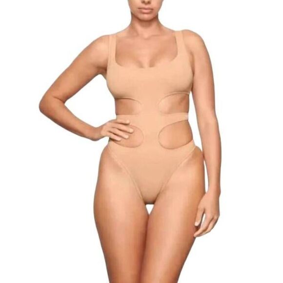 SKIMS MONOKINI SWIMSUIT NWT - Picture 1 of 10